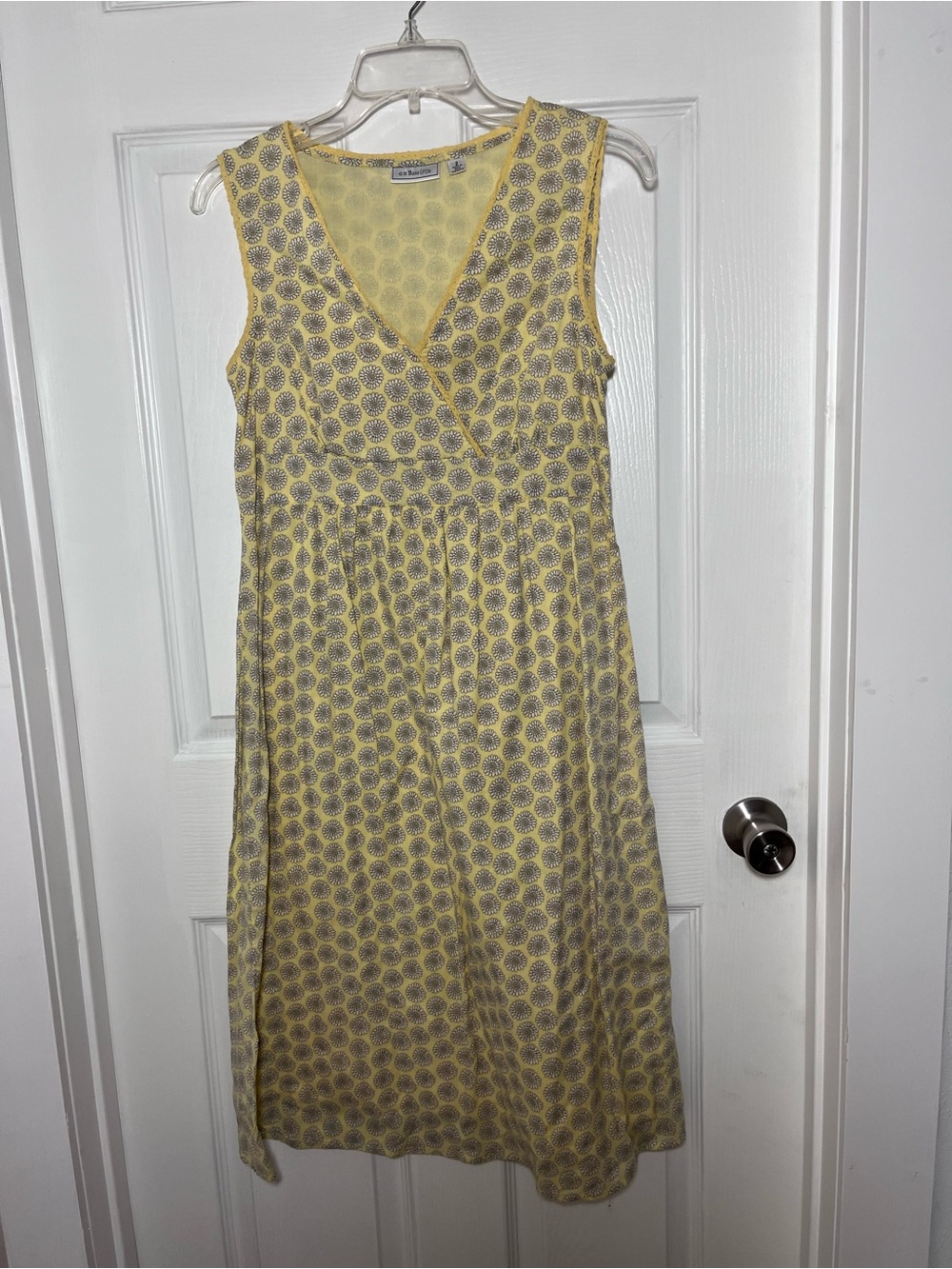 G.H. Bass & Co. Yellow and Gray Printed Dress